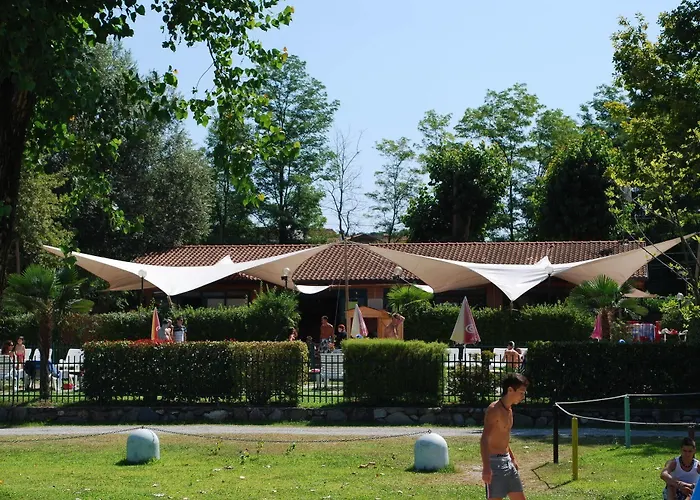 Dkamping Village