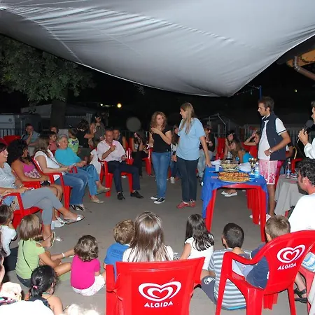 Dkamping Village Κάμπινγκ