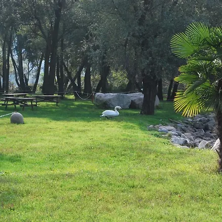 Dkamping Village Κάμπινγκ Ispra